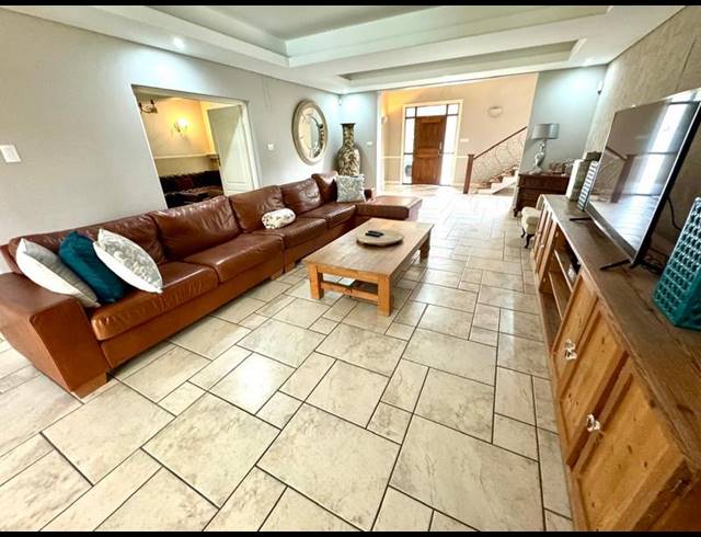 5 BEDROOM HOUSE FOR SALE IN WEMBLEY